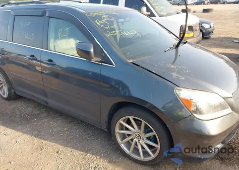 2005 Honda Odyssey Ex-L from USA, damaged, VIN 5FNRL38745B088917